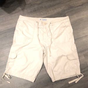izod cargo shorts